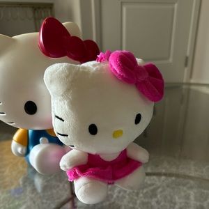 Hello kitty 6” dangler